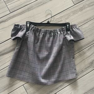 Strapless Guess top with cuffed shoulders